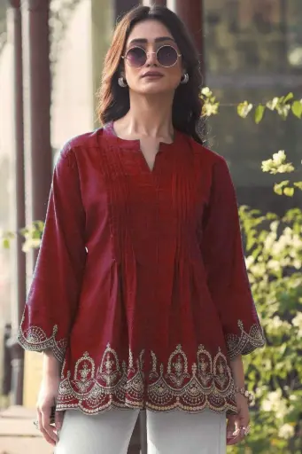 Maroon Heavy Rayon Slub Short Length Kurti